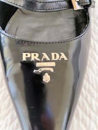 Prada Shoes Sz 40