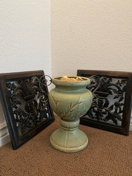 Green Decorative Vase/2 Decorative Wall Plaques