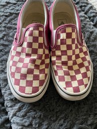 Vans  Sz 7.5women/6men. Good CondItion