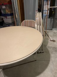 4 Folding Chairs And Round Table