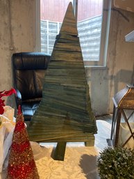 Awesome Wood Spiral Christmas Tree, And Other Christmas Items