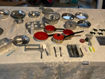 Vintage Play Kitchen Items