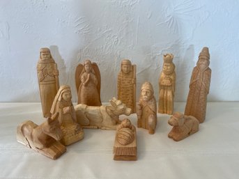Wood Carved Nativity 11 Pc Set