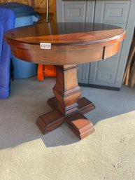 Pedestal Wood Round Table