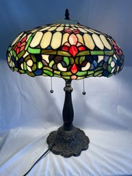 Tiffany-style Pretty Lamp