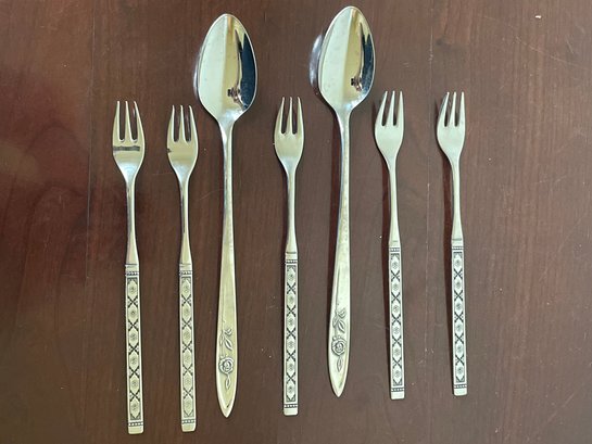 Lot Of Mismatched MCM Stainless Flatware S16