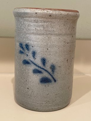 Walnut Hill Stoneware Salt Glazed Pottery (1986) T33