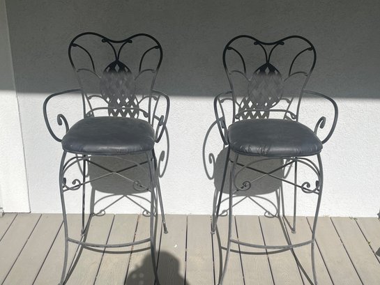 2 Wrought Iron Patio Chairs P11