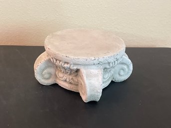 Small Cast Corbel Pedestal T10