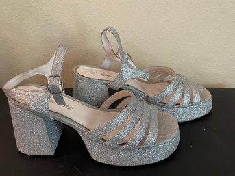 Vintage Silver Glitter Platform Sandals C122