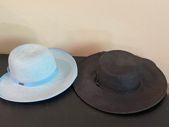 Lot Of 2 Straw Hats K126