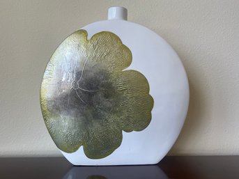 Large Ceramic White With Gold Floral Vase L92