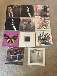 Lot Of Vinyl Records By Male Artists Including Frank Sinatra, Tony Bennett, The Bee Gees, & More! M33