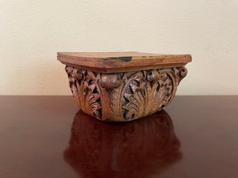 Antique Heavily Carved Oak Banister Cap L128
