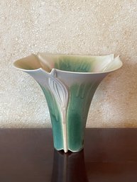Beautiful Calla Lily Pottery Vase Graceful Form & Signed B69