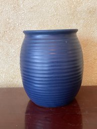 Excellent Condition Vintage 1930s Bauer Ringware Purple/navy Blue Vase B92