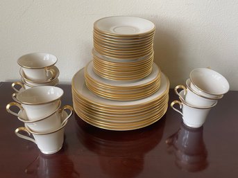 44pc Lenox Eternal Ivory/gold Set K6