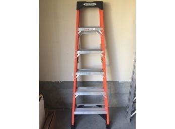 6' Fiberglass Step Ladder