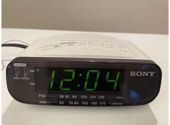 Sony AM/FM Clock Radio