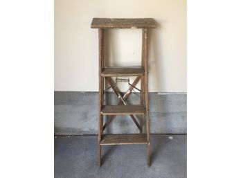 4' Wooden Step Ladder