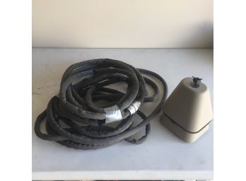 Set Of 2 Expanding Garden Hoses & 2 Insulated Faucet Protectors