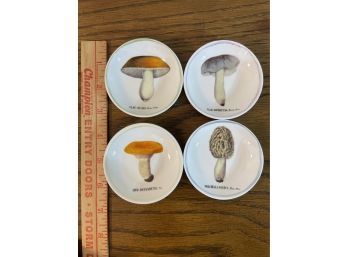 Set Of Small Sauce Dishes