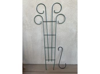 Small Green Metal Trellis & S Shaped Hook