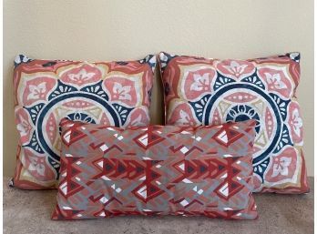 Lot Of Outdoor Decorative Toss Pillows