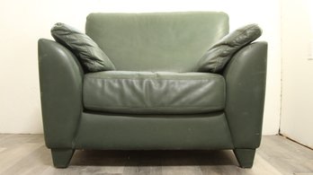 LARGE GREEN LEATHER 'LEATHER CENTER' ARM LOUNGE CHAIR BY THE 1980'S