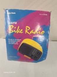 New Inbox Retro Radioshack A M F M Bike Radio With Horn