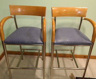 Vintage Bernhardt Bar Stools With Wood Arms And Back - Set Of 2