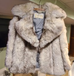 Vtg Szor-Diener Coat, Fox Fur, 28x21