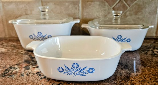 3 Vintage Corning Ware Casserole Dishes With 2 Glass Lids