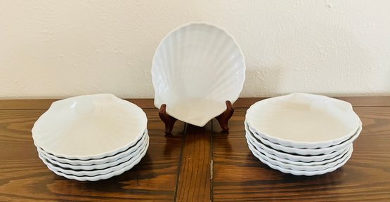 Unbranded Porcelain Shell Shaped Plates