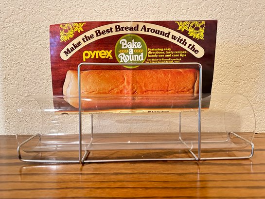Retro Glass Tube - Pyrex Bake-A-Round