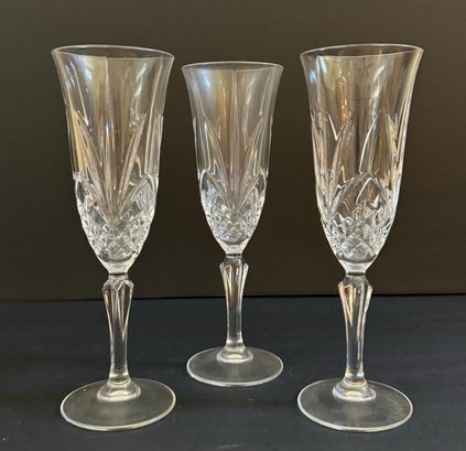 Set Of 3 Crystal Stemmed Flute Glasses