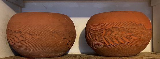 Terracotta Planters With Leaf Design