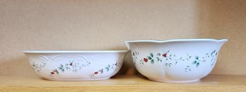 Pfaltzgraff Winterberry Collection Pair Of Large Stoneware Serving Bowls