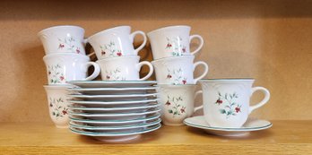 Pfaltzgraff Winterberry Collection Set Of Tea Cups And Saucers