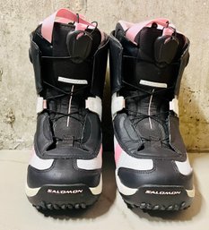 Pair Of Pink Lined Fischer Women's Ski Boots