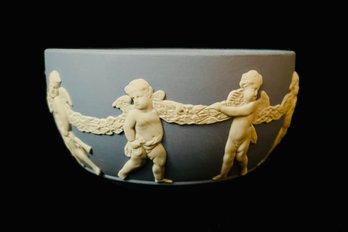 Wedgewood Jasperware Pale Blue Bowl Cupid Angels Cherub Arrows