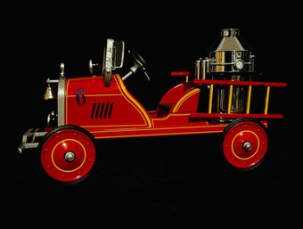 Hallmark Kiddie Car Classics 1924 Toledo Fire Engine #7 - No Box