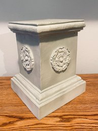 Small Rosette Garden Pedestal