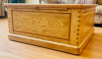 Pennsylvania House Rolling Wood Coffee Table With 2 Drawers