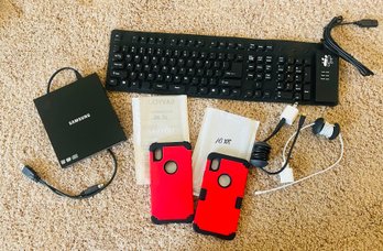 Lot Of Electronic Accessories
