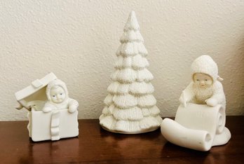 Pair Of Snowbaby Figurines And Frosty Christmas Tree