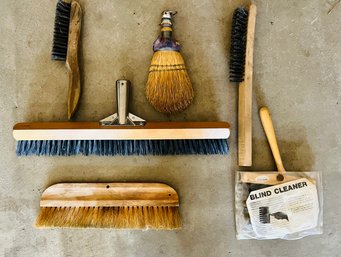 Miscellaneous Brushes And Broom Pieces