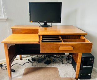 Vintage Solid Oak Midsize Desk