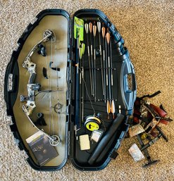 Martin Magnum Jaguar 29 Inch Draw Compound Bow With Case And Arrows