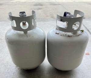 2 Propane Tanks 1 Full And One Half Full